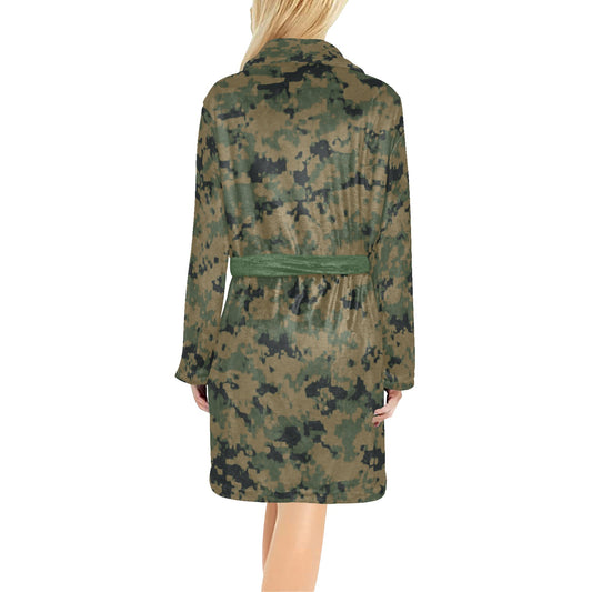 Thin Green Line Flag Inspired Eagle on Digital Camo Women's Fleece Robe