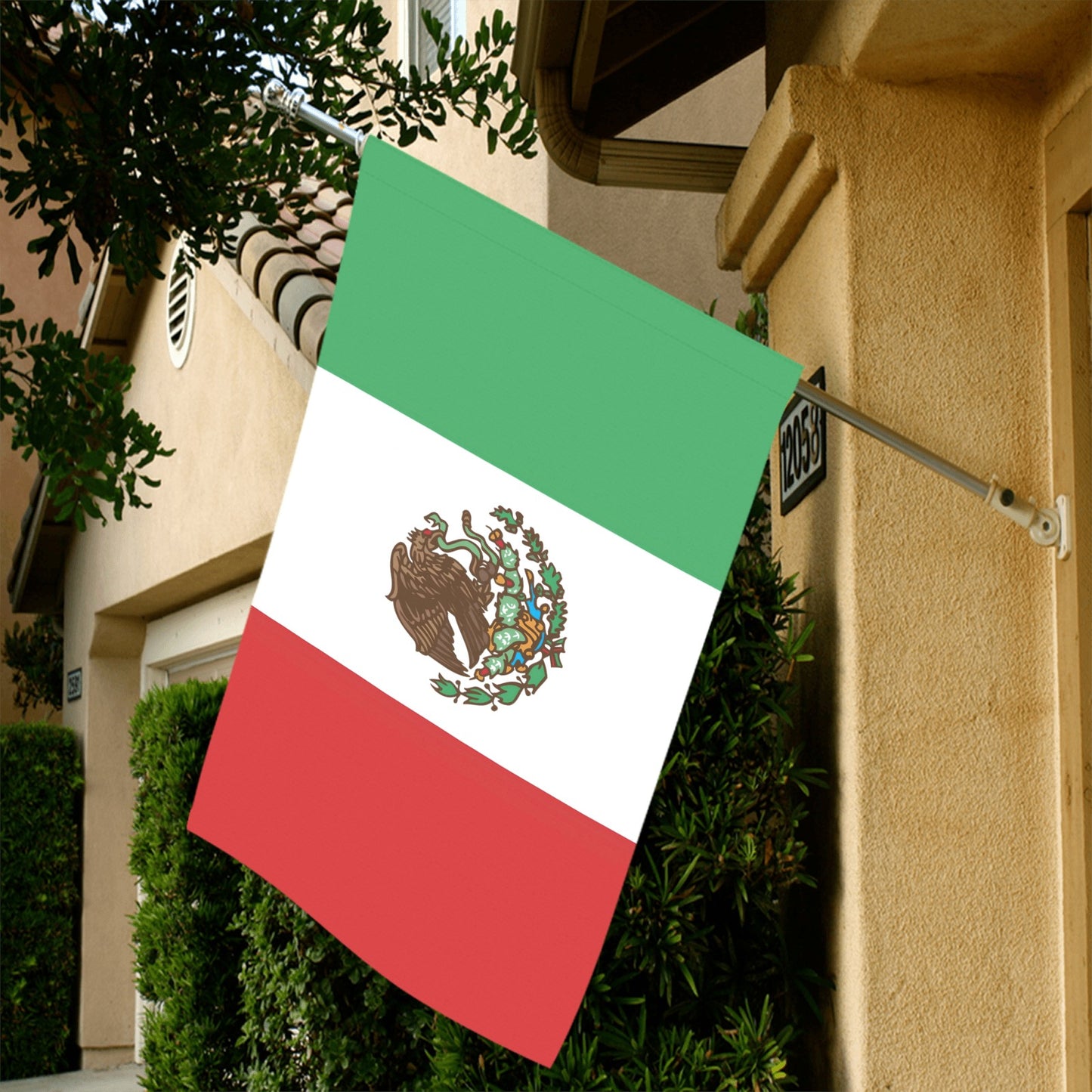 House displaying Mexican flag by Luv My Flag.