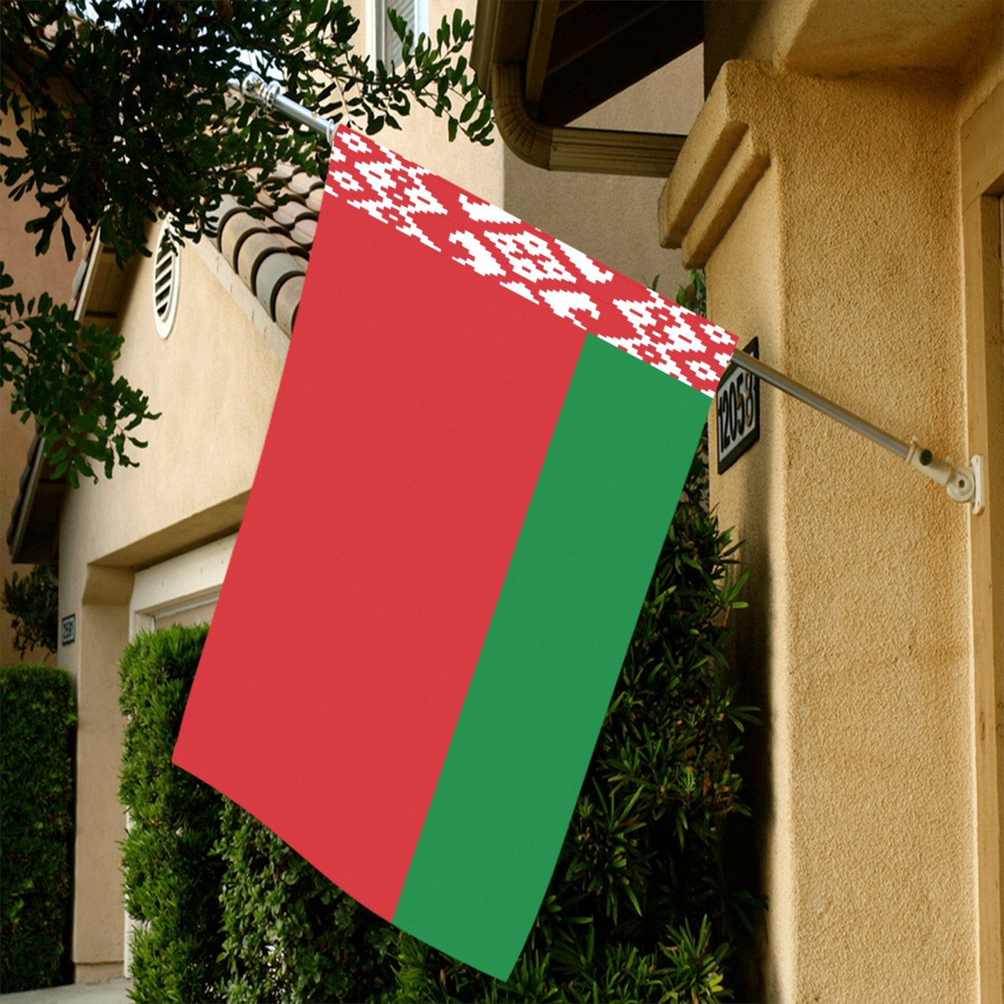 House with Belarusian flag from Luv My Flag displayed.