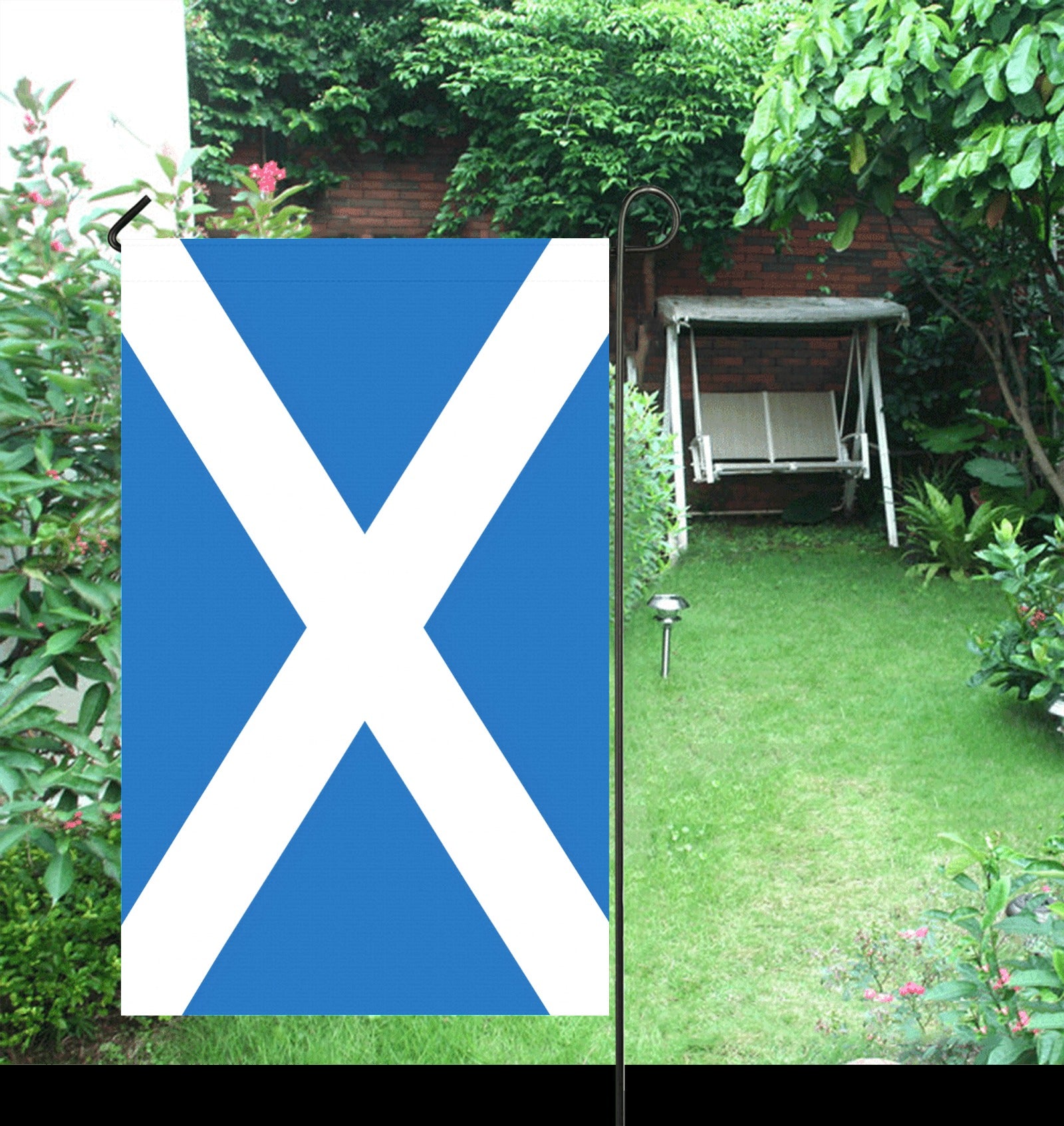 Luv My Flag garden flag depicting Scotland's national flag.