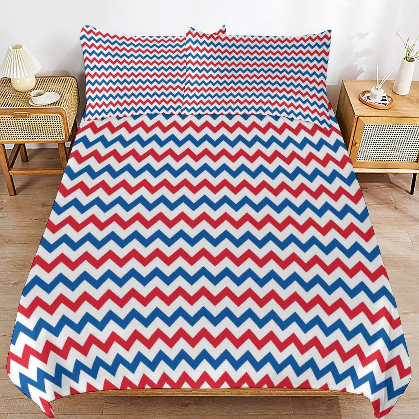 USA/American Flag Inspired Chevron Pattern 3-Piece Bedding Set (1 Duvet Cover + 2 Pillow Shams) – 102"×90"