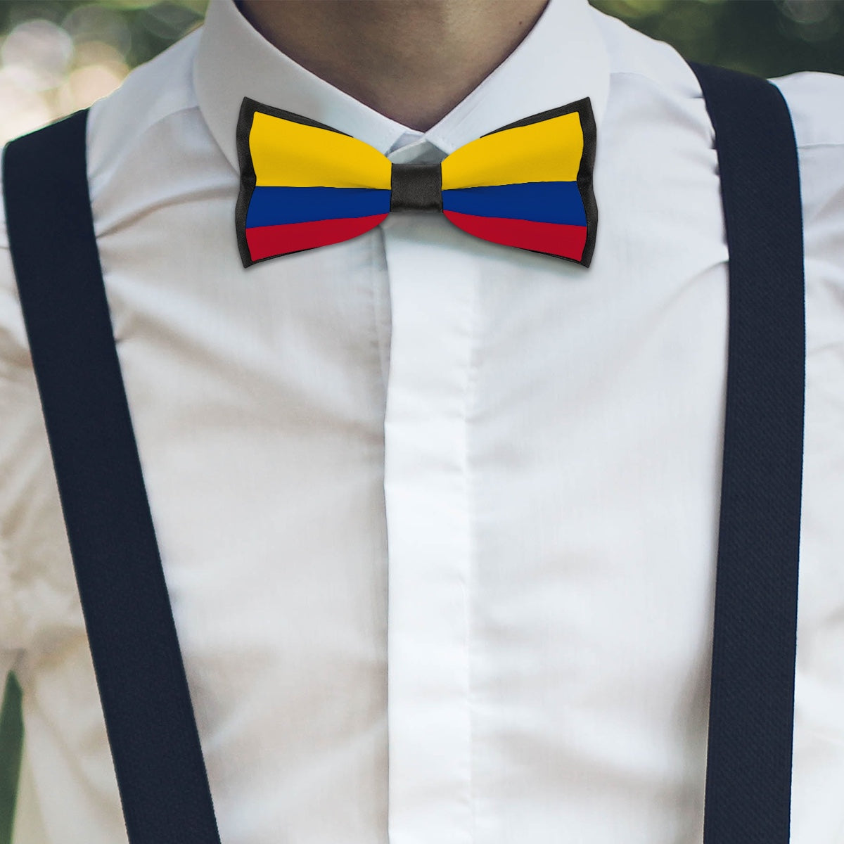 Bow tie with Colombian flag colors, white shirt, [Brand].