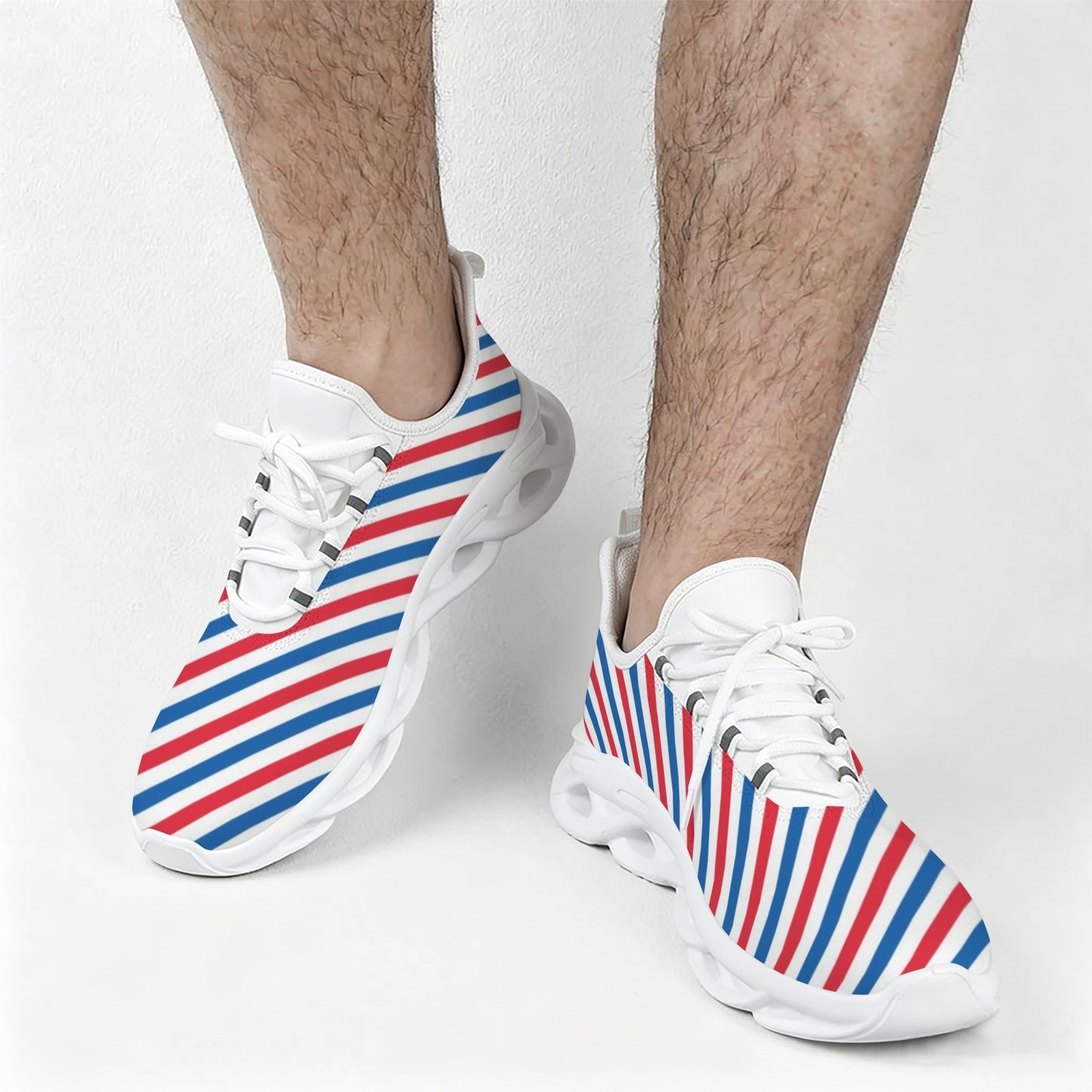 USA/American Flag Inspired Striped Pattern Men's Twisted Sole Sneakers