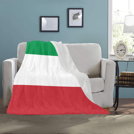 [Luv My Flag] Italian flag blanket on a sofa.