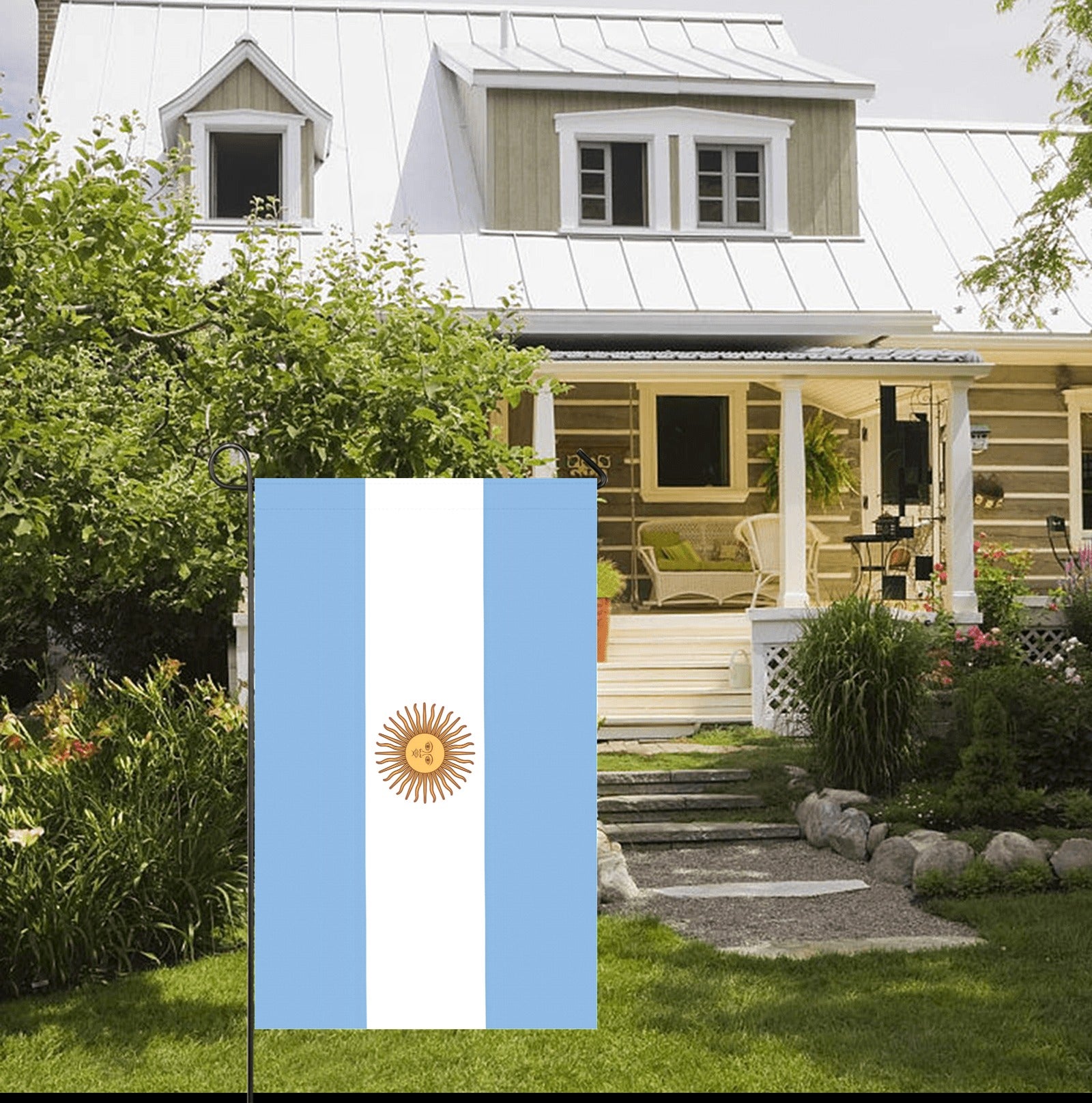 Front yard with Argentina flag by Luv My Flag.